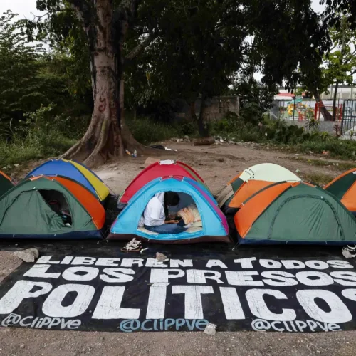 6966d062917720-54706776 6966d062917720-54706776